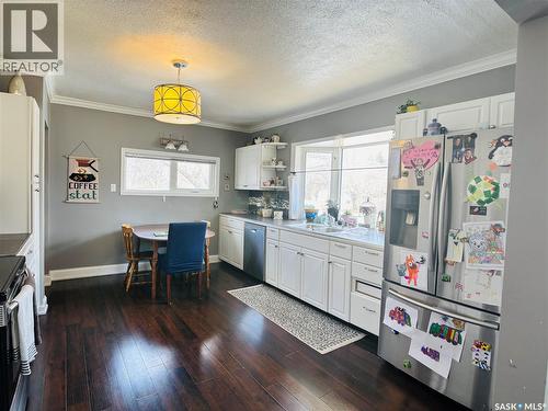 208 Forget Street, Stoughton, SK - Indoor Photo Showing Kitchen