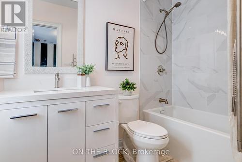 2212 Oneida Court, Mississauga, ON - Indoor Photo Showing Bathroom