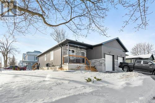 621 St Lawrence Street, Prescott, ON - Outdoor