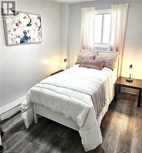 532 Montrave Avenue, Oshawa, ON - Indoor Photo Showing Bedroom