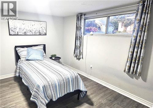 532 Montrave Avenue, Oshawa, ON - Indoor Photo Showing Bedroom