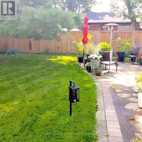 1052 Fisher Avenue, Ottawa, ON - Outdoor