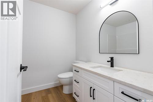 1313 Edward Avenue, Saskatoon, SK - Indoor Photo Showing Bathroom