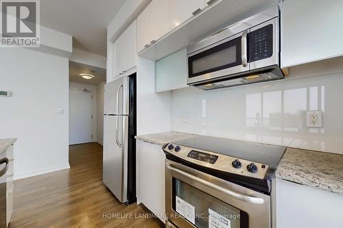 2503 - 62 Forest Manor Road, Toronto, ON - Indoor Photo Showing Kitchen