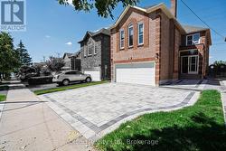 80 VENICE CRESCENT W  Vaughan, ON L4J 7T1