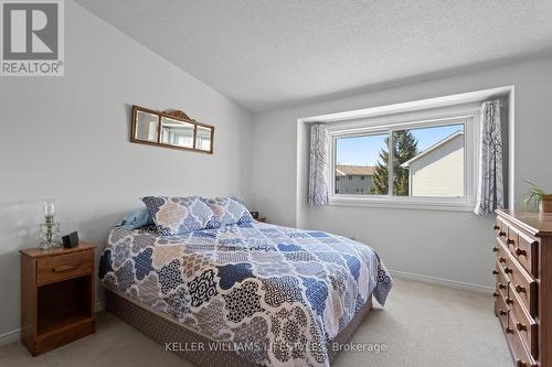 23 - 536 Third Street, London East (East H), ON - Indoor Photo Showing Bedroom