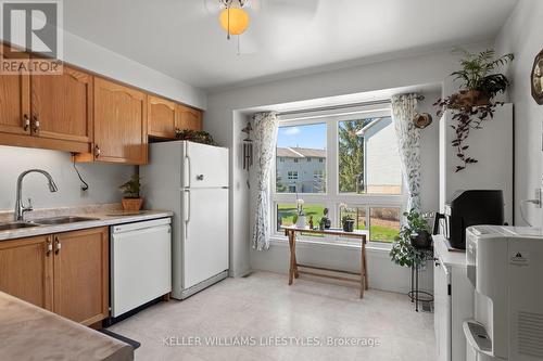 23 - 536 Third Street, London East (East H), ON - Indoor Photo Showing Kitchen With Double Sink