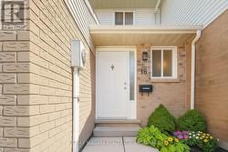18 JULIE DRIVE  Thorold (Confederation Heights), ON L2V 4L5