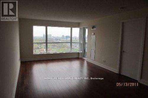 826 - 135 Village Green Square, Toronto, ON - Indoor Photo Showing Other Room