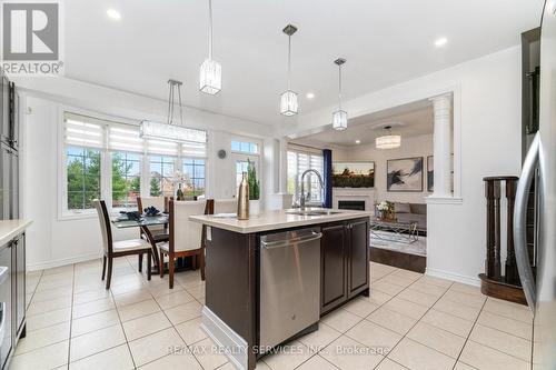 51 Larson Peak Road, Caledon, ON - Indoor Photo Showing Kitchen With Upgraded Kitchen