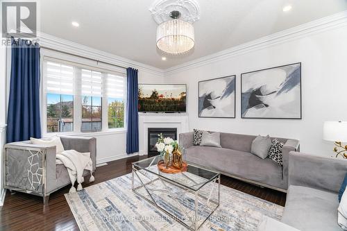 51 Larson Peak Road, Caledon, ON - Indoor Photo Showing Living Room