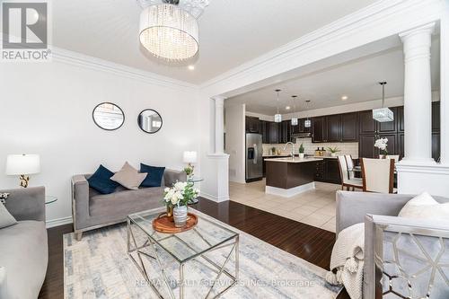 51 Larson Peak Road, Caledon, ON - Indoor Photo Showing Living Room