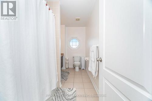 51 Larson Peak Road, Caledon, ON - Indoor Photo Showing Bathroom