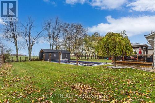 2116 Binbrook Road E, Hamilton, ON - Outdoor