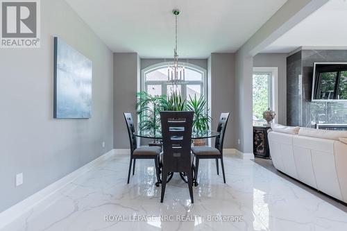 11 Emily Lane, Pelham (Fonthill), ON - Indoor Photo Showing Dining Room
