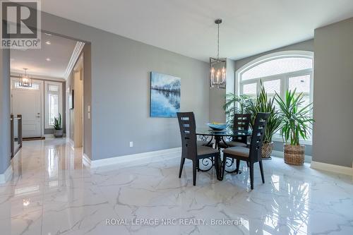 11 Emily Lane, Pelham (Fonthill), ON - Indoor Photo Showing Dining Room