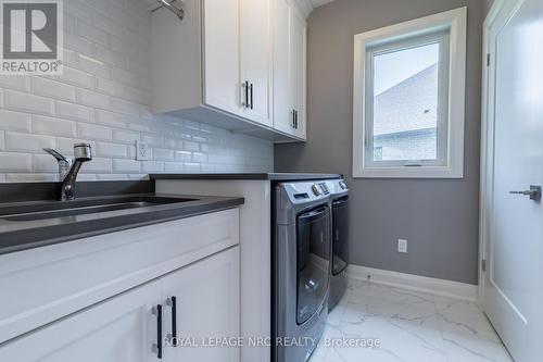 11 Emily Lane, Pelham (Fonthill), ON - Indoor Photo Showing Laundry Room