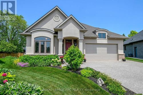 11 Emily Lane, Pelham (Fonthill), ON - Outdoor With Facade