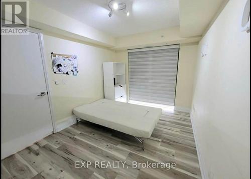 112-E - 555 Wilson Avenue, Toronto, ON - Indoor