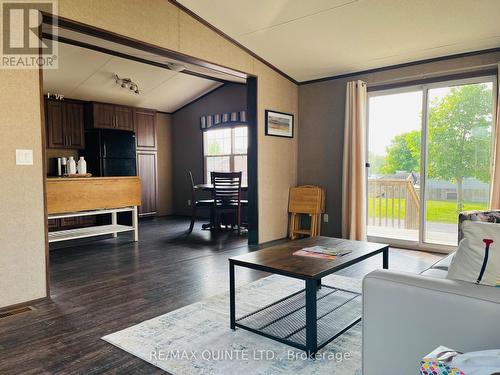 8 Cricket Ln - 486 County Road 18, Prince Edward County (Athol Ward), ON - Indoor