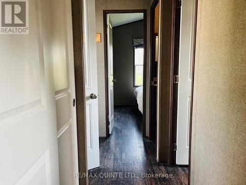 8 Cricket Ln - 486 County Road 18, Prince Edward County (Athol Ward), ON - Indoor Photo Showing Other Room