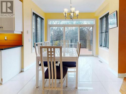 12 Bilberry Crescent, Richmond Hill, ON - Indoor Photo Showing Dining Room