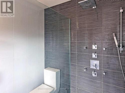 12 Bilberry Crescent, Richmond Hill, ON - Indoor