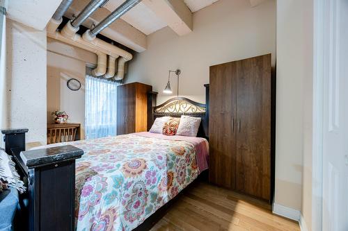 Chambre à coucher - 119-1200 Rue St-Alexandre, Montréal (Ville-Marie), QC - Indoor Photo Showing Bedroom