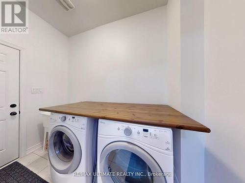 2029 Webster Boulevard, Innisfil, ON - Indoor Photo Showing Laundry Room
