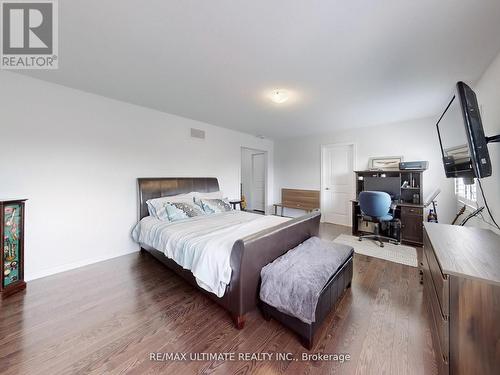 2029 Webster Boulevard, Innisfil, ON - Indoor Photo Showing Bedroom
