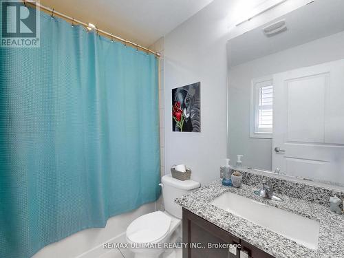 2029 Webster Boulevard, Innisfil, ON - Indoor Photo Showing Bathroom