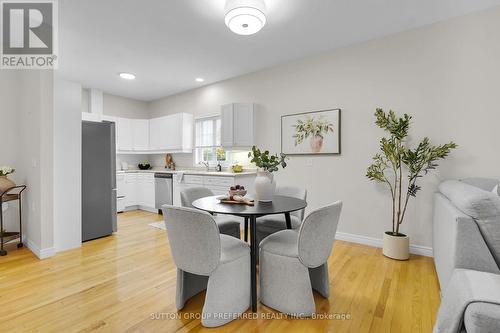 12 - 800 Commissioners Road W, London South (South L), ON - Indoor Photo Showing Dining Room