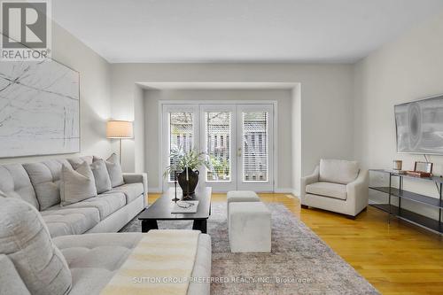 12 - 800 Commissioners Road W, London South (South L), ON - Indoor Photo Showing Living Room