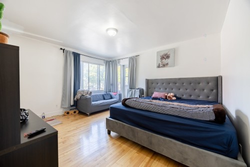 Living room - 5350  - 5352 Av. Bourret, Montréal (Côte-Des-Neiges/Notre-Dame-De-Grâce), QC - Indoor Photo Showing Bedroom