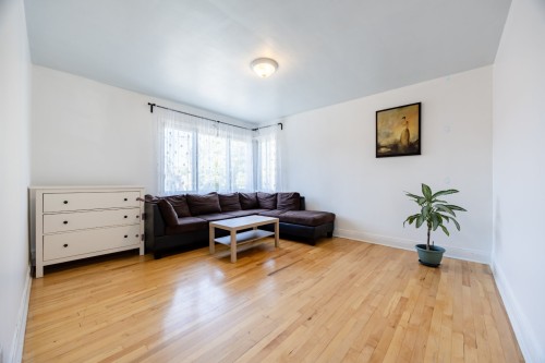 Living room - 5350  - 5352 Av. Bourret, Montréal (Côte-Des-Neiges/Notre-Dame-De-Grâce), QC - Indoor