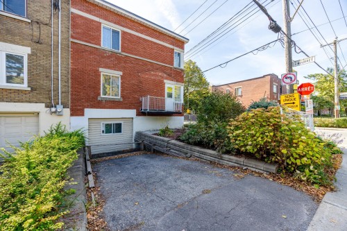 Parking - 5350  - 5352 Av. Bourret, Montréal (Côte-Des-Neiges/Notre-Dame-De-Grâce), QC - Outdoor With Exterior