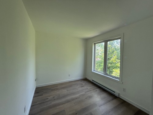 Bedroom - 6801  - 6807 Rue Hadley, Montréal (Le Sud-Ouest), QC - Indoor Photo Showing Other Room