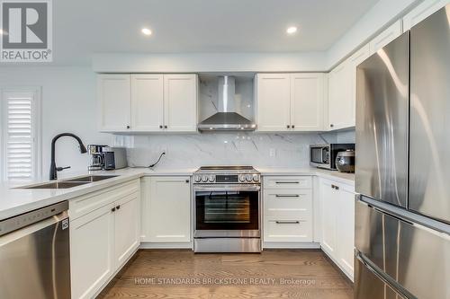 1296 Inglehart Drive, Burlington, ON - Indoor Photo Showing Kitchen With Stainless Steel Kitchen With Double Sink With Upgraded Kitchen
