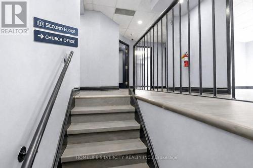 7070 Pacific Circle, Mississauga, ON 