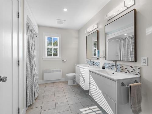 64 Cameron Road, New Haven, PE 