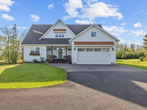 64 Cameron Road, New Haven, PE 