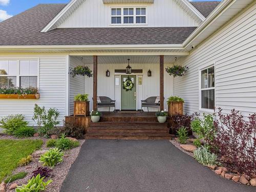 64 Cameron Road, New Haven, PE 