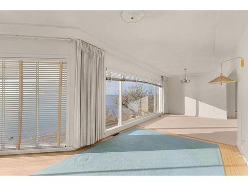 14458 Marine Drive, White Rock, BC - Indoor