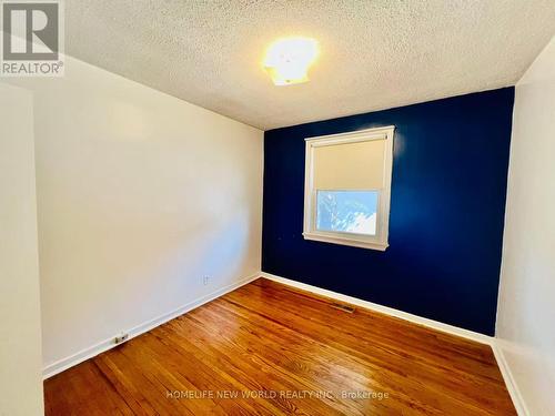 133 Budea Crescent, Toronto, ON - Indoor Photo Showing Other Room