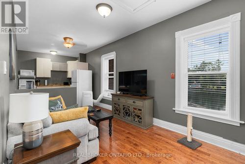 1002 Cowbell Lane N, Gravenhurst, ON - Indoor