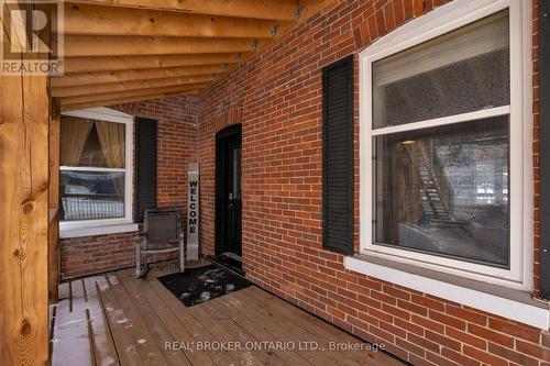 1002 Cowbell Lane N, Gravenhurst, ON - Outdoor With Exterior