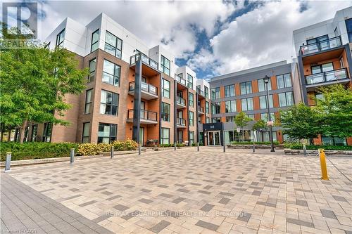 119 - 168 SABINA DRIVE  Oakville, ON L6H 0W5