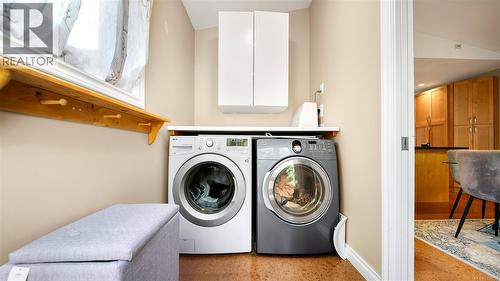 1716 Bay St, Victoria, BC - Indoor Photo Showing Laundry Room