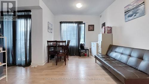 3501 - 2920 Highway 7 Road W, Vaughan, ON - Indoor Photo Showing Other Room