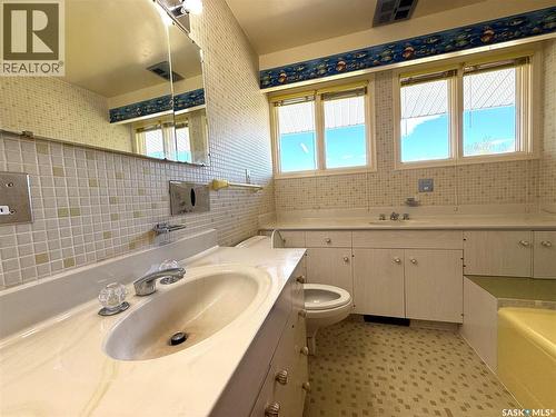 7 Driftwood Crescent, Yorkton, SK - Indoor Photo Showing Bathroom